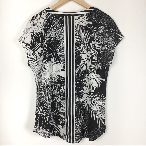 Talbots Black & White Tropical Palm Leaf Print Split V-Neck Blouse Top Shirt M - Picture 7 of 7